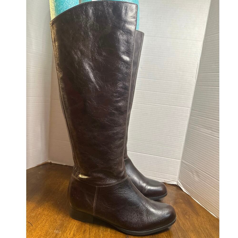 Me Too Brown leather knee high riding boots womens size 8.5”